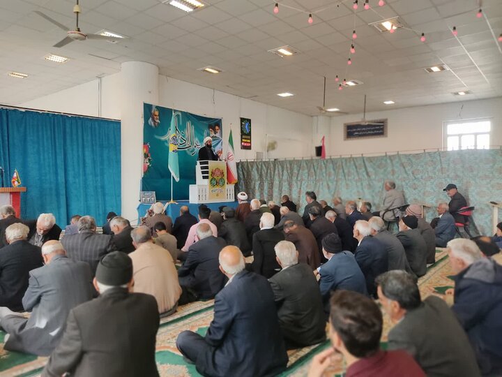 تصاویر/ اقامه نمازجمعه شهر کشکوئیه