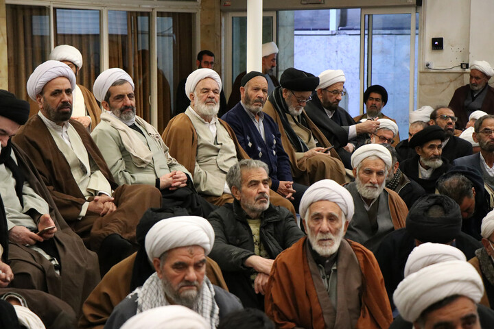 تصاویر / مراسم جشن میلاد امام حسین علیه السلام در بیت آیت الله العظمی نوری همدانی