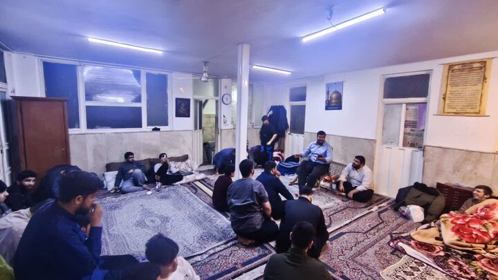 تصاویر/ اردوی علمی زیارتی مدرسه علمیه امام صادق علیه السلام اندیمشک