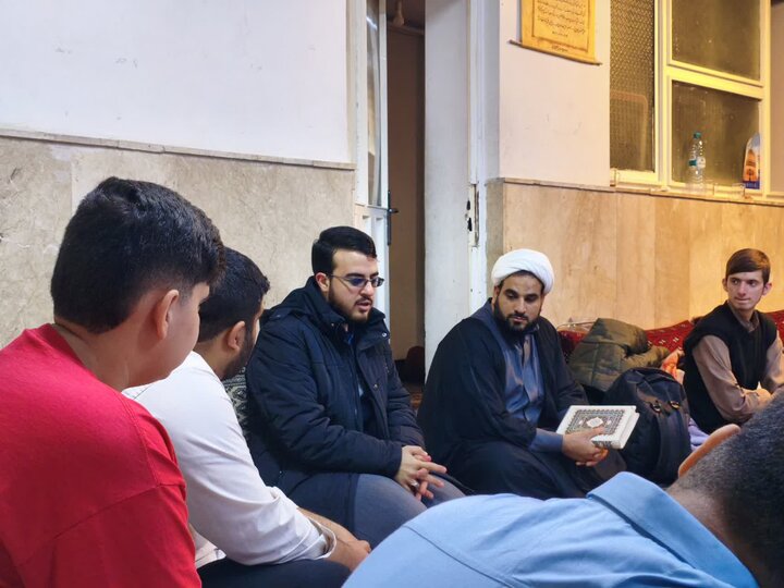 تصاویر/ اردوی علمی زیارتی مدرسه علمیه امام صادق علیه السلام اندیمشک