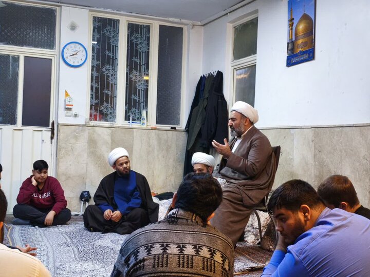 تصاویر/ اردوی علمی زیارتی مدرسه علمیه امام صادق علیه السلام اندیمشک