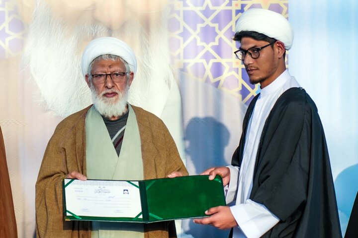 طلاب علم میں سبقت اور دورِ حاضر کے تقاضوں کے مطابق کام کریں، علامہ شیخ انور علی نجفی