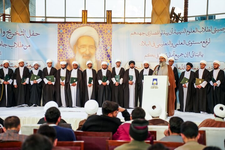 طلاب علم میں سبقت اور دورِ حاضر کے تقاضوں کے مطابق کام کریں، علامہ شیخ انور علی نجفی