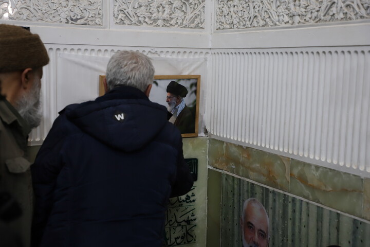 رونمایی از سنگ مزار شهید ایزدی