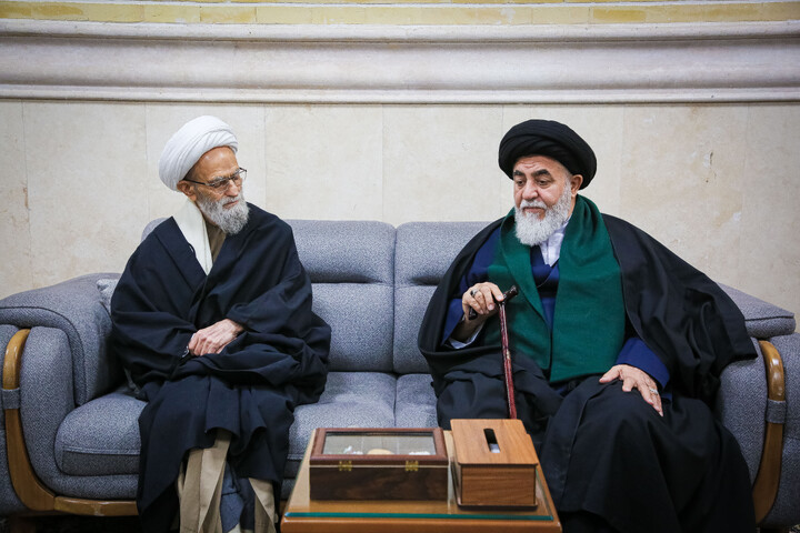 تصاویر/ گردهمایی فارغ‌التحصیلان و طلاب حوزه علمیه حضرت ولی‌عصر "عج" بناب