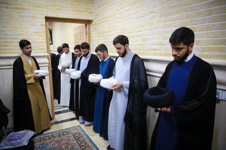 تصاویر/ گردهمایی فارغ‌التحصیلان و طلاب حوزه علمیه حضرت ولی‌عصر "عج" بناب