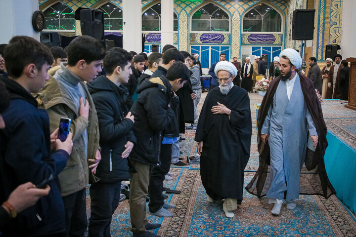 تصاویر/ گردهمایی فارغ‌التحصیلان و طلاب حوزه علمیه حضرت ولی‌عصر "عج" بناب