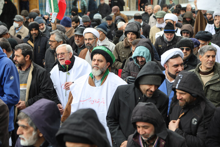 تصاویر / راهپیمایی مردم همدان در حمایت از رهبر معظم انقلاب