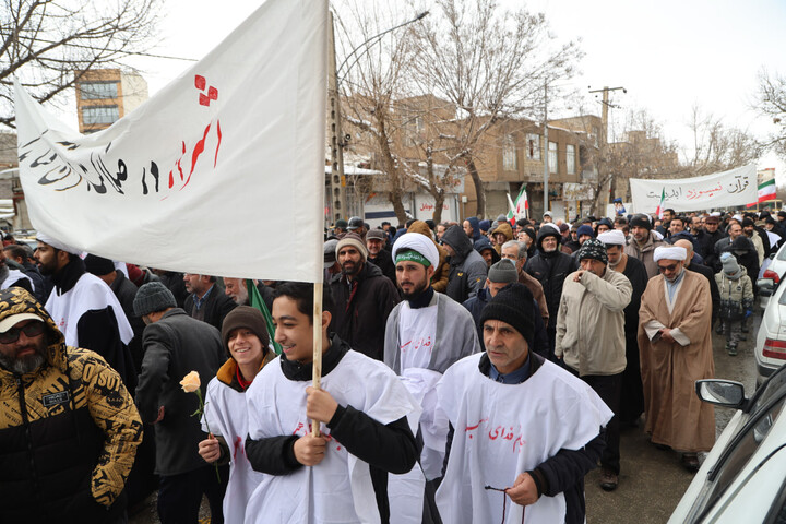 تصاویر / راهپیمایی مردم همدان در حمایت از رهبر معظم انقلاب