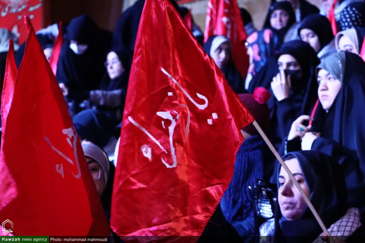 فیلم| تجدید بیعت بانوان ارومیه با شهدا