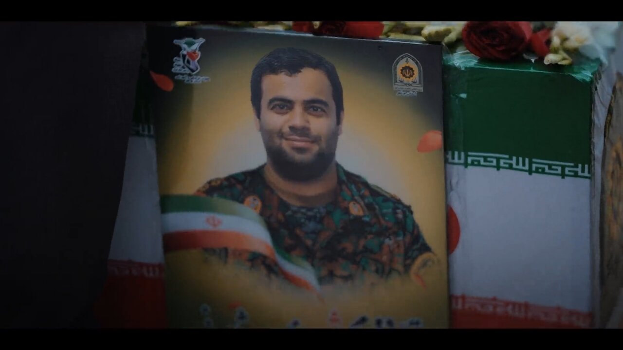 فیلم| روایتی تصویری از تشییع شهید امنیت در دشتستان