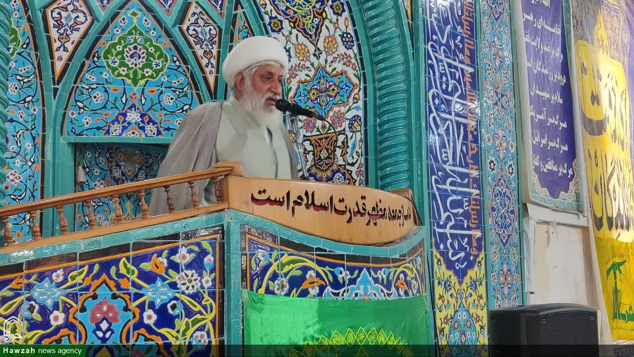 مسجد کانون بصیرت و همبستگی اجتماعی است