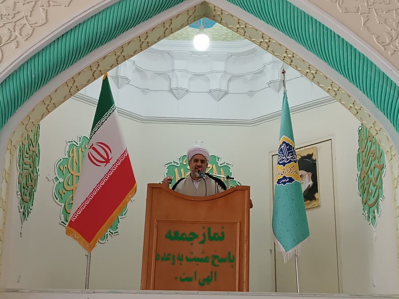 وظیفه امروز ارادتمندان اهل‌بیت(ع) تبعیت آگاهانه از ولی‌فقیه و ولی امر مسلمین است