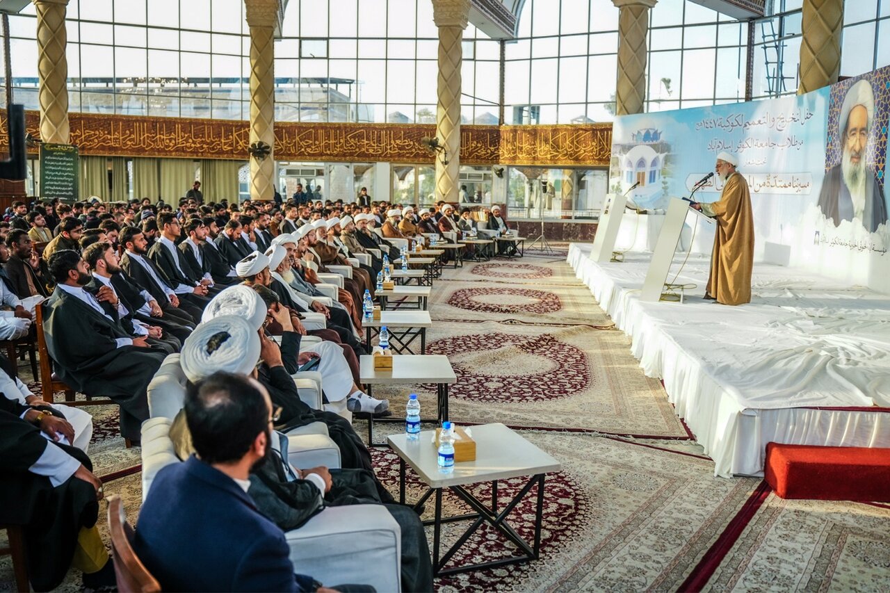 برگزاری باشکوه آیین سالانه عمامه گذاری طلاب جامعةالکوثر پاکستان