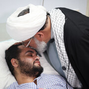 फ़ोटो / सुप्रीम लीडर के प्रतिनिधि ने वेटरन्स डे पर शूरवीरो से मिलकर उन्हे सम्मानित किया