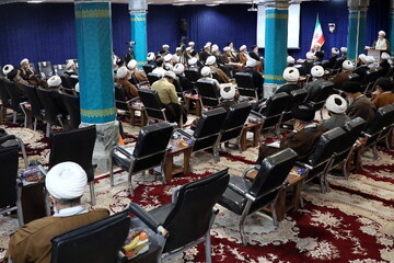 تصاویر/ نشست اساتید فقه و اصول سطوح عالی حوزه علمیه قم با حضور آیت الله اعرافی