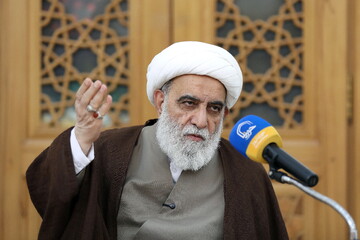 فیلم | آیت‌الله شب زنده‌دار: اهانت‌ به رهبر انقلاب نشانه فقدان تحلیل و درک ناقص دشمن است