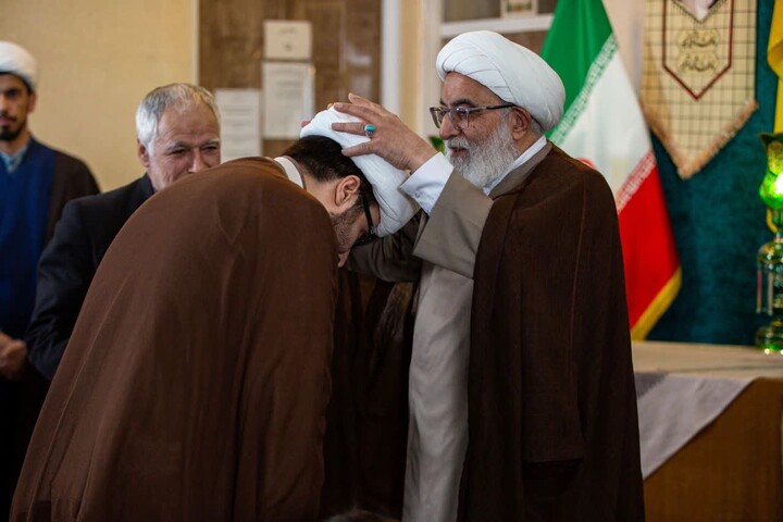 تصاویر/ ویژه برنامه آیین عمامه گذاری و جشن اعیاد شعبانیه در مجتمع حوزوی ولی امر(عج)