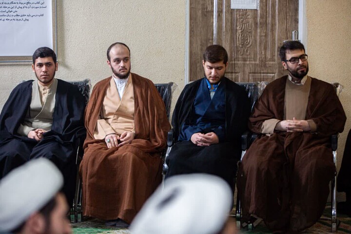 تصاویر/ ویژه برنامه آیین عمامه گذاری و جشن اعیاد شعبانیه در مجتمع حوزوی ولی امر(عج)