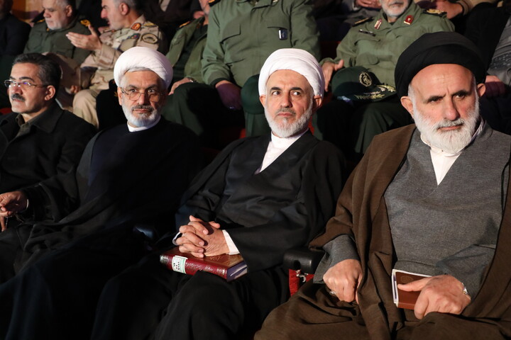 تصاویر/ آیین اختتامیه کنگره ملی بزرگداشت سرداران و 12 هزار شهید آذربایجان غربی