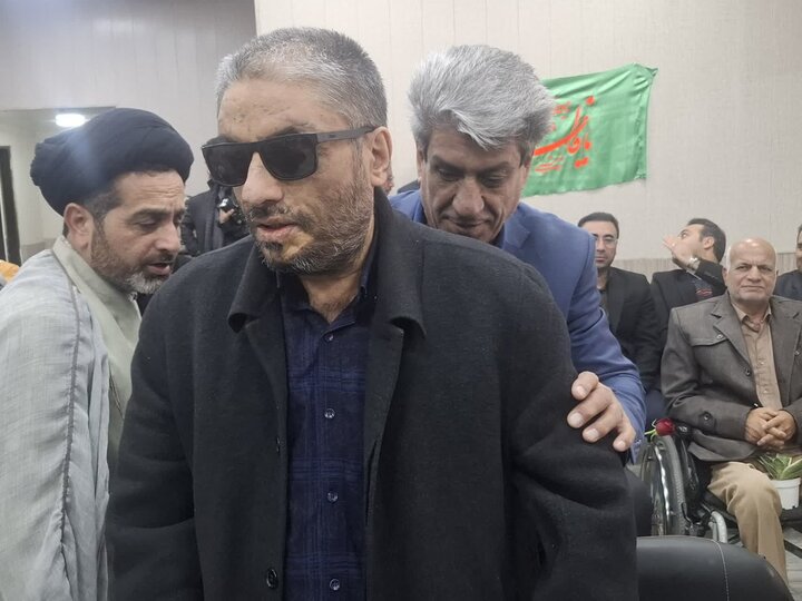 تصاویر/ دیدار نماینده ولی فقیه درکاشان و مسئولان ازجانبازان 75 درصدکاشان