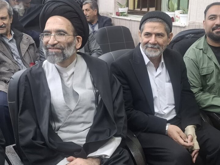 تصاویر/ دیدار نماینده ولی فقیه درکاشان و مسئولان ازجانبازان 75 درصدکاشان