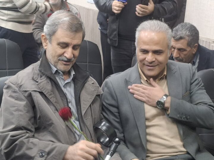 تصاویر/ دیدار نماینده ولی فقیه درکاشان و مسئولان ازجانبازان 75 درصدکاشان