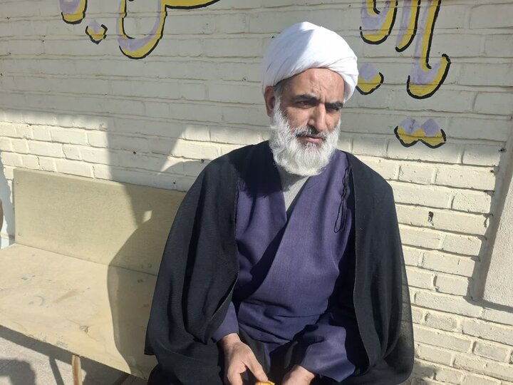 تصاویر/ دیدار نماینده ولی فقیه درکاشان و مسئولان ازجانبازان 75 درصدکاشان