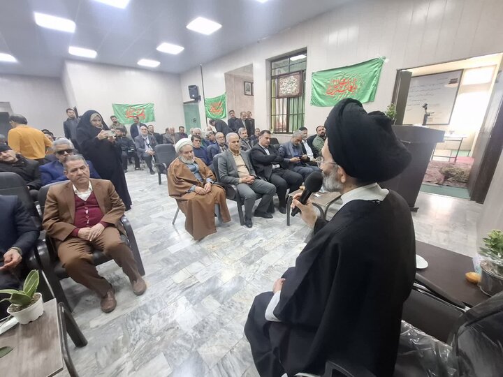 تصاویر/ دیدار نماینده ولی فقیه درکاشان و مسئولان ازجانبازان 75 درصدکاشان