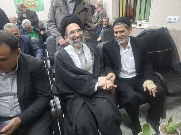 تصاویر/ دیدار نماینده ولی فقیه درکاشان و مسئولان ازجانبازان 75 درصدکاشان