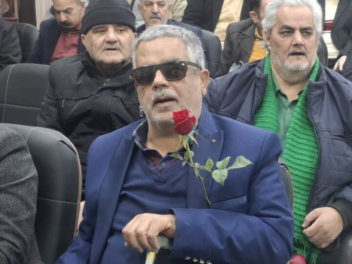 تصاویر/ دیدار نماینده ولی فقیه درکاشان و مسئولان ازجانبازان 75 درصدکاشان