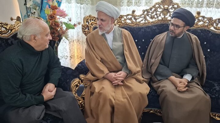 تصاویر/دیدار امام جمعه ساوه با جانبازان این شهرستان