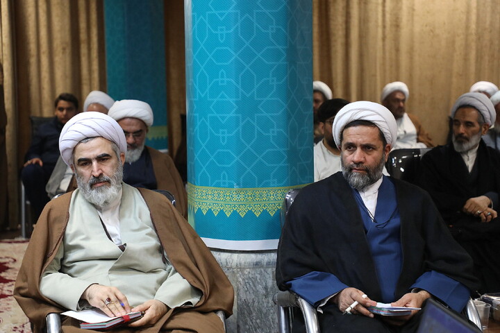 تصاویر/ نشست اساتید فقه حوزه‌های علمیه با حضور آیت الله اعرافی