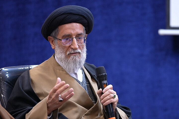 تصاویر/ نشست اساتید فقه حوزه‌های علمیه با حضور آیت الله اعرافی