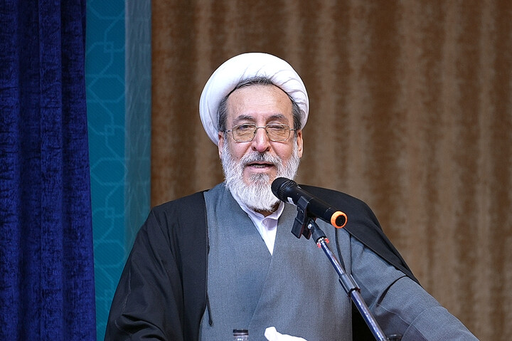 تصاویر/ نشست اساتید فقه حوزه‌های علمیه با حضور آیت الله اعرافی