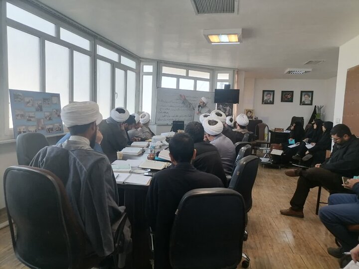 دوره آموزشی «تدبر در قرآن» در کرمان