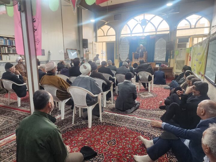 تصاویر/ جشن میلاد حضرت ابالفضل العباس (ع )از طرف نماینده ولی فقیه درکاشان