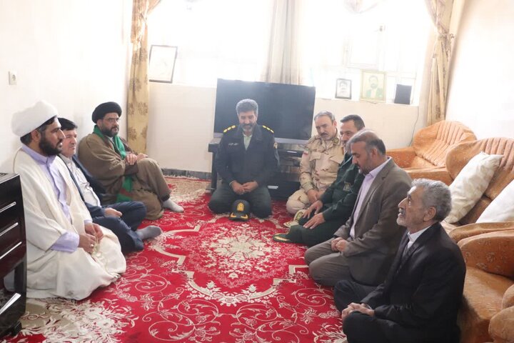 تصاویر/دیدار امام جمعه مهران با جانبازان