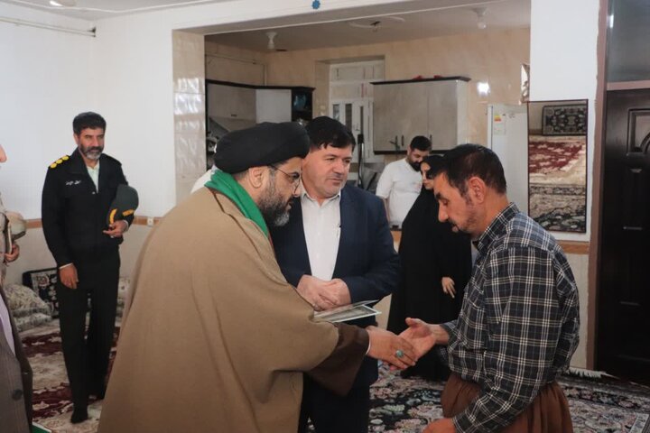 تصاویر/دیدار امام جمعه مهران با جانبازان