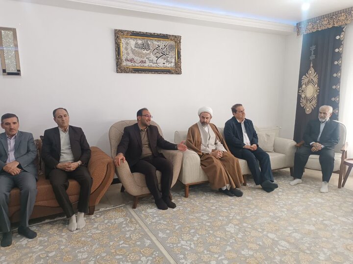 دیدار امام جمعه ایلام با جانبازان