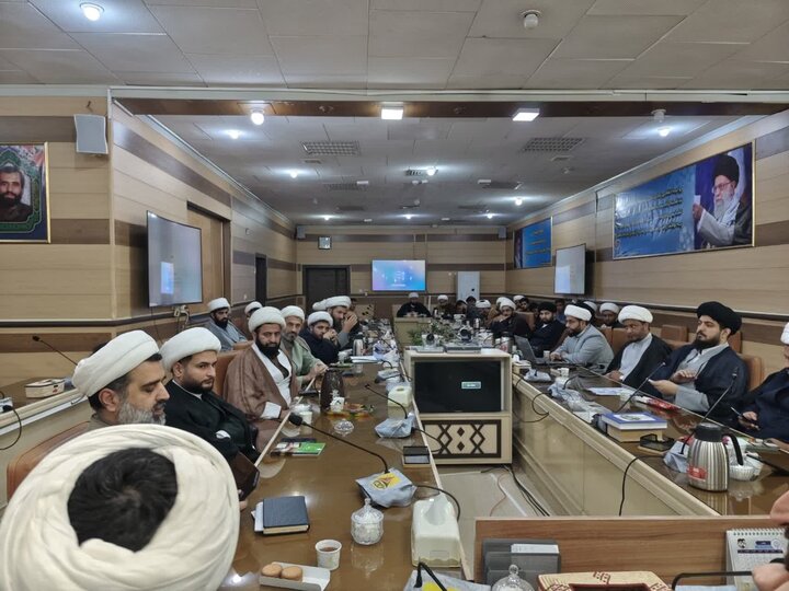 نشست مشترک امور طلاب حوزه علمیه خوزستان و بسیج طلاب  خوزستان