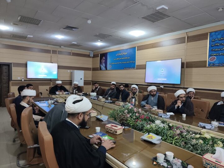 نشست مشترک امور طلاب حوزه علمیه خوزستان و بسیج طلاب  خوزستان