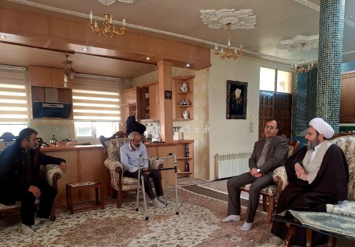 تصاویر/ اجرای طرح تجلیل از علمداران حماسه در شهرستان بیجار