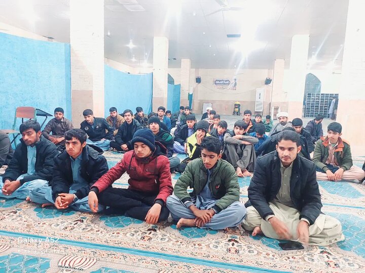 برگزاری جشن میلاد امام حسین(ع) در مسجد جامع جازموریان