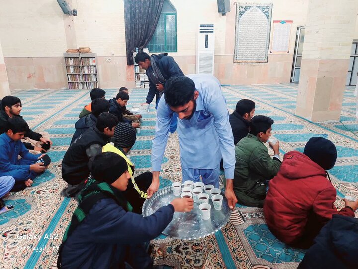 برگزاری جشن میلاد امام حسین(ع) در مسجد جامع جازموریان