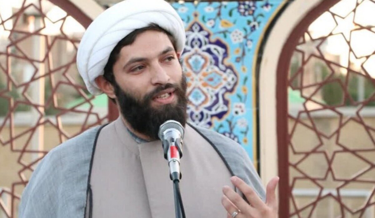 اغتشاشگران چرا مساجد را به آتش کشیدند؟/ چرا دشمن از مسجد می‌ترسد؟