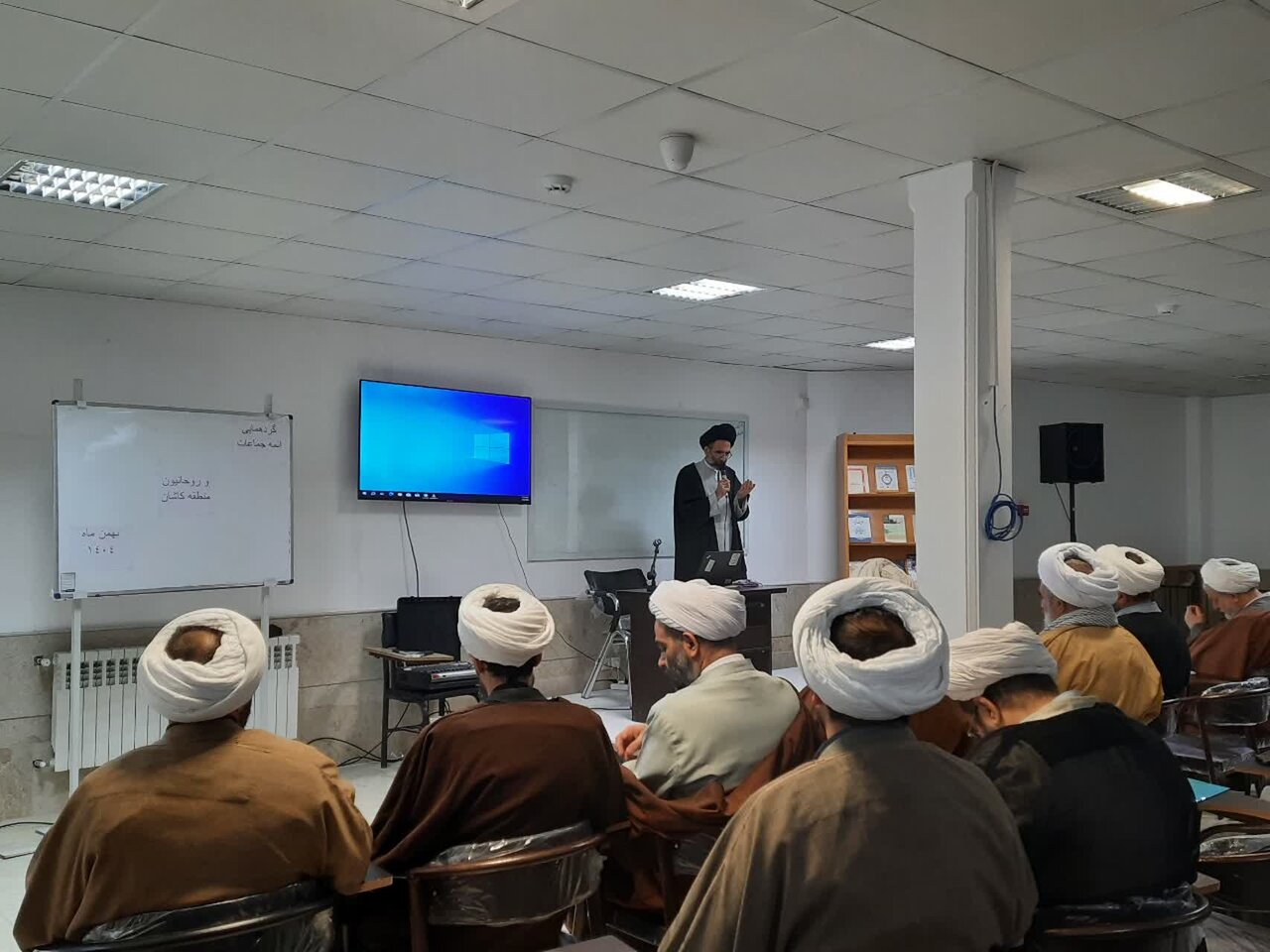 امام جماعت مسجد شدن اراده خداوند است