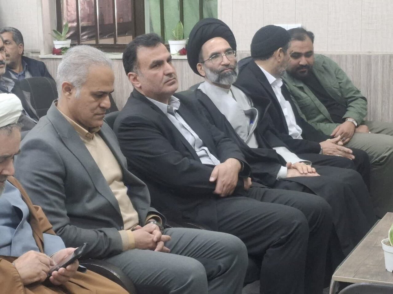 دیدار نماینده ولی فقیه در کاشان با جانبازان ۷۰ درصد کاشان+تصاویر