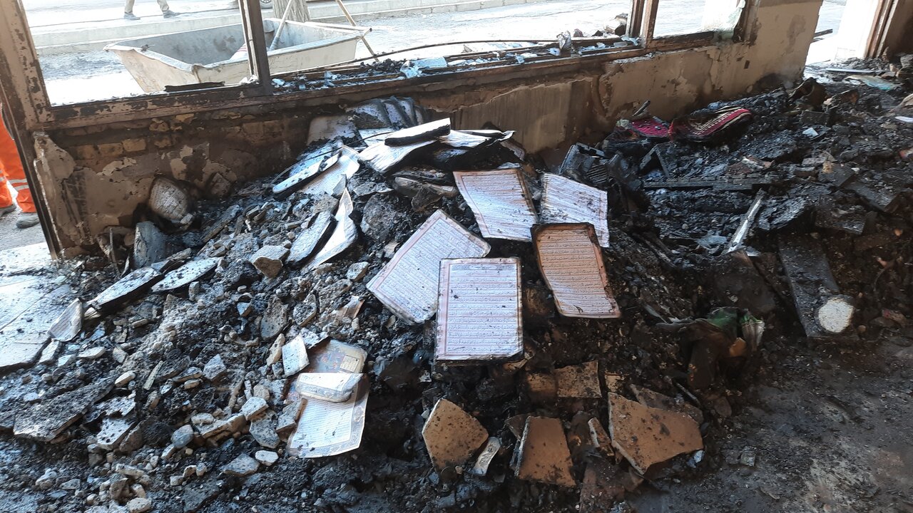 فیلم| آنچه در شب اغتشاش بر مرکز حوزوی شیخ مفید و مصلای شهرکرد گذشت