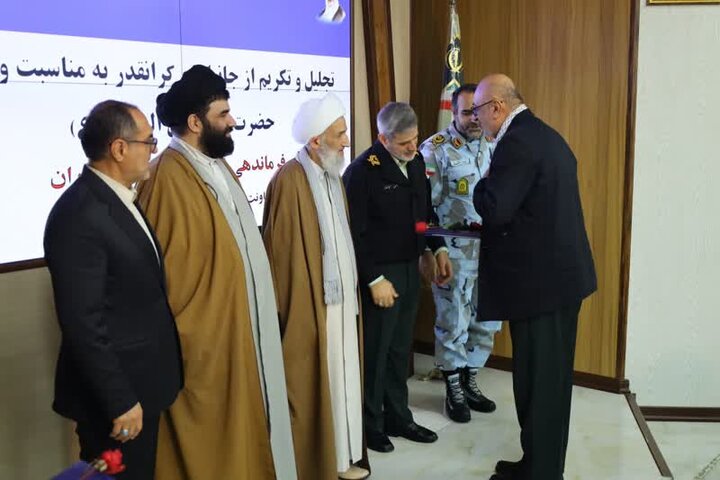 تقدیر نماینده ولی فقیه در مازندران از جانبازان نیروی انتظامی استان
